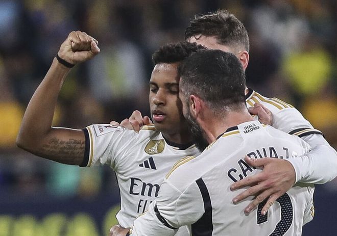 在安菲尔德 在安菲尔德